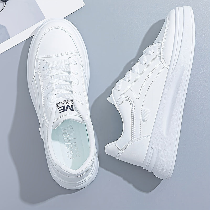 Chice weiße Sneakers mit leichtem Komfort