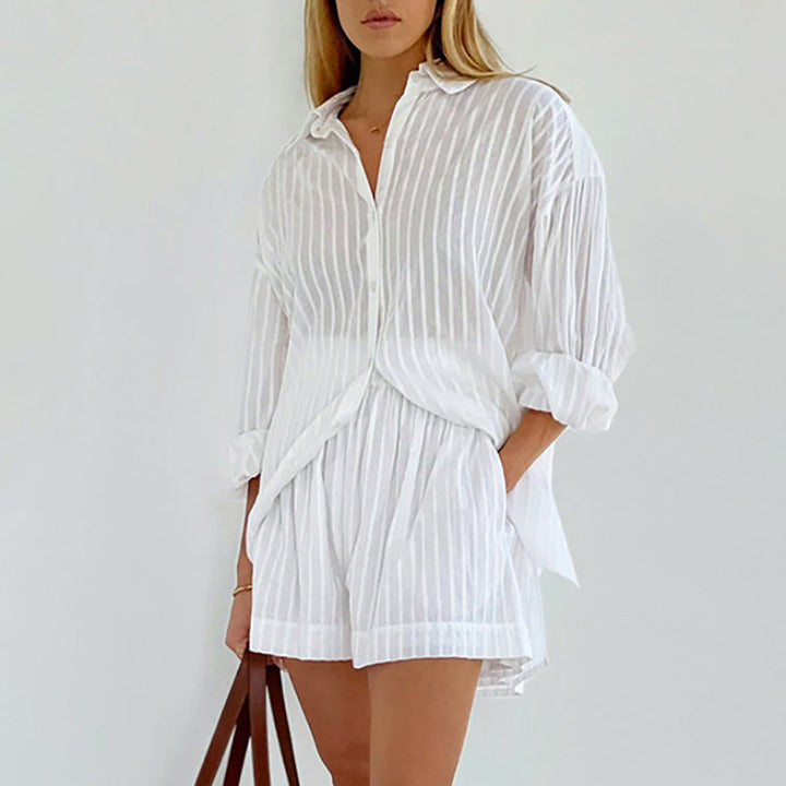 Viola - Ensemble mit Knopfleiste und Luftigen Shorts