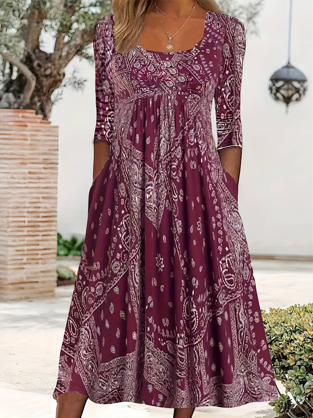 ELOWEN | MIDI-KLEID MIT LANGEN ÄRMELN CASUAL