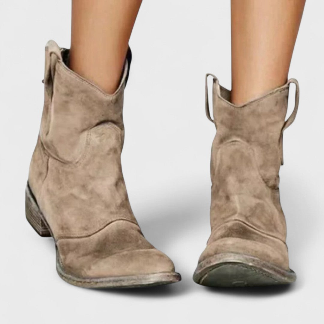 Carlotta - Zeitlose elegante Stiefeletten