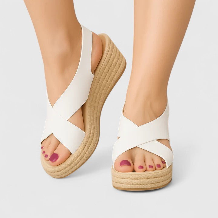Bellany - Plateau-Sandalen mit Kreuzriemen