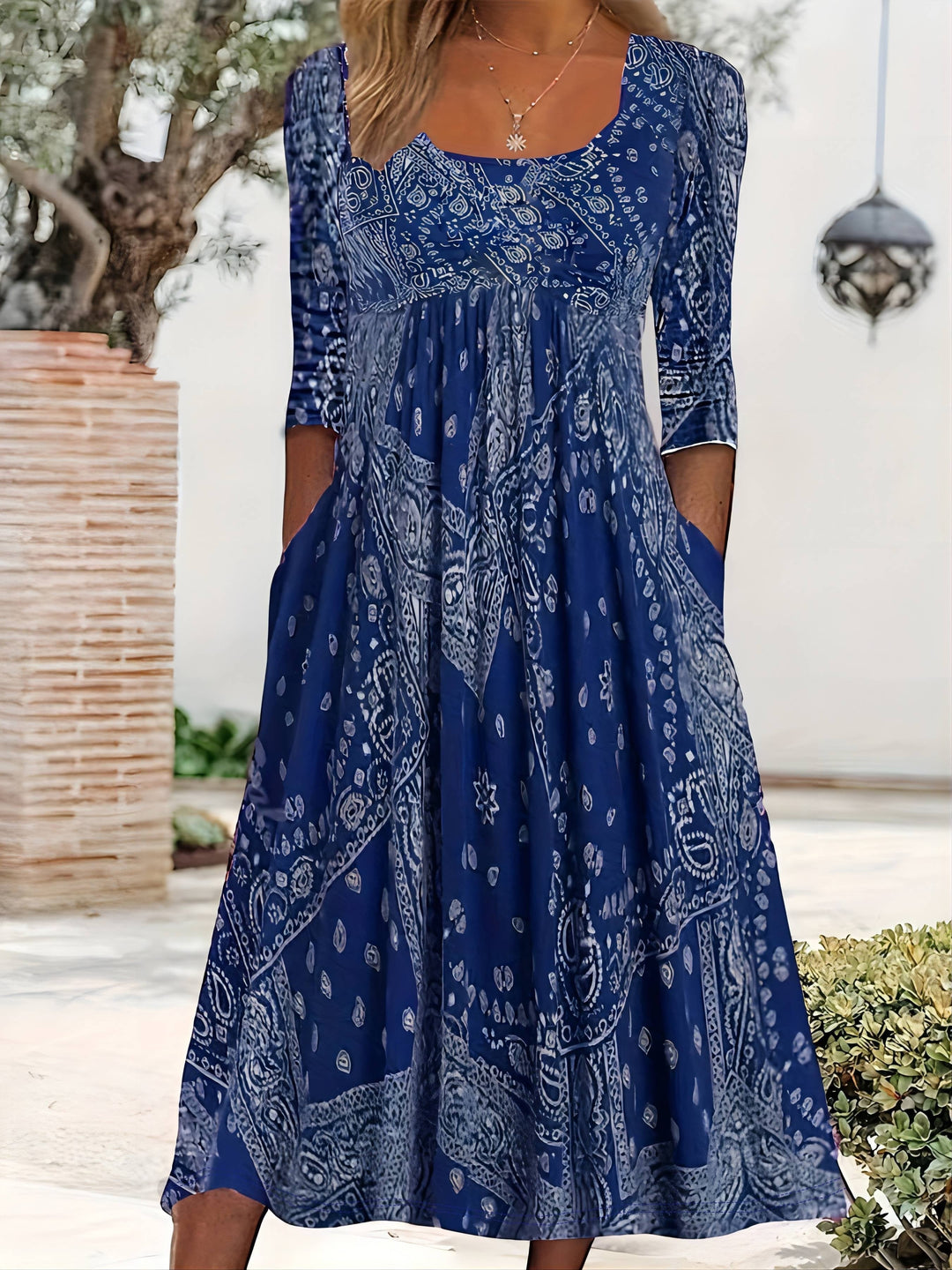 ELOWEN | MIDI-KLEID MIT LANGEN ÄRMELN CASUAL
