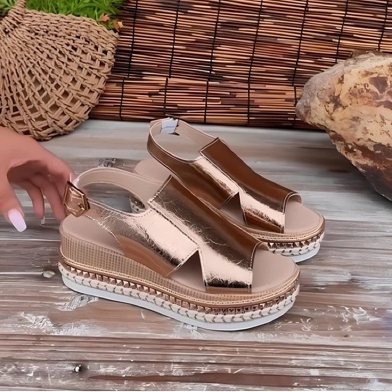 Baylie - Stylische Metallic-Sandalen